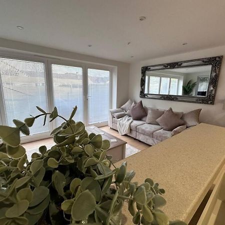 2Bed Ground Floor Flat + Garden Lägenhet Sunningwell Exteriör bild